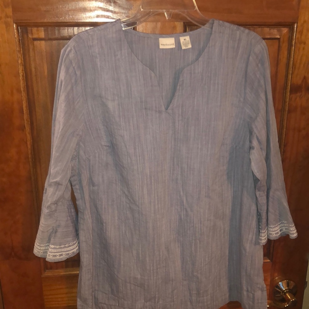 Westbound Ruffle 3/4 sleeve blouse